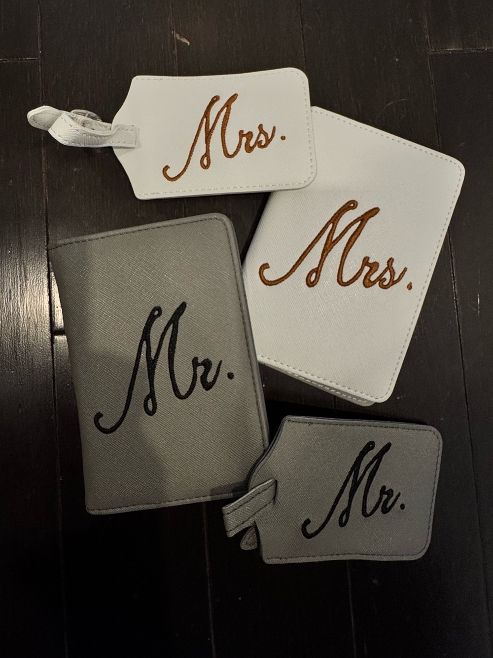Mr. and Mrs. Passport Holder & Luggage Tag Set - White and Gray